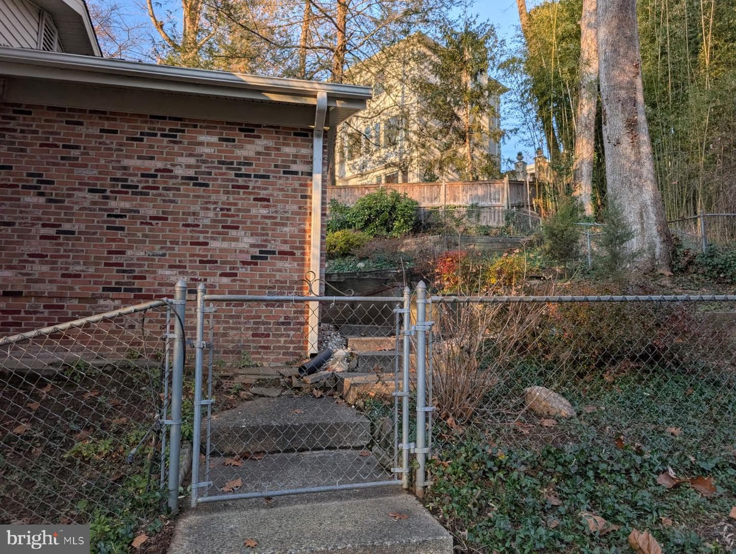 6705 Goldsboro Rd photo 43