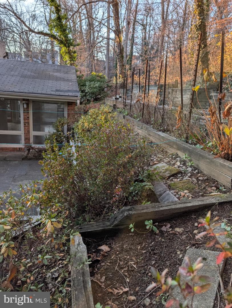 6705 Goldsboro Rd photo 44