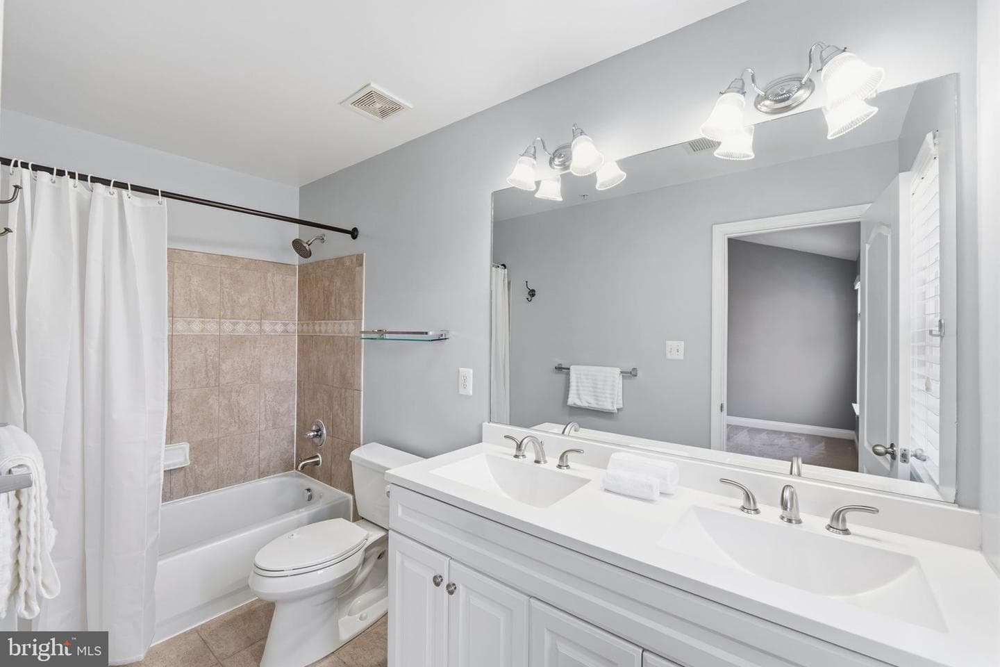 12823 Murphy Grove Terrace photo 13