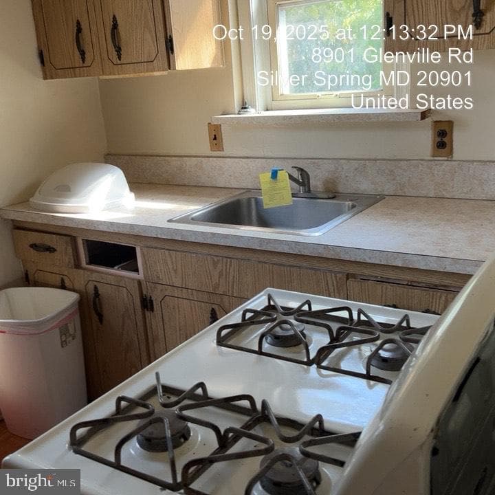 8901 Glenville Road photo 7