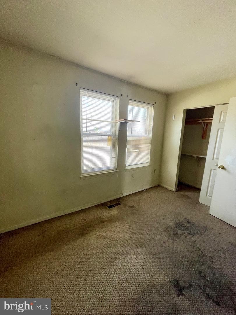 3034 Shepperton Terrace photo 20