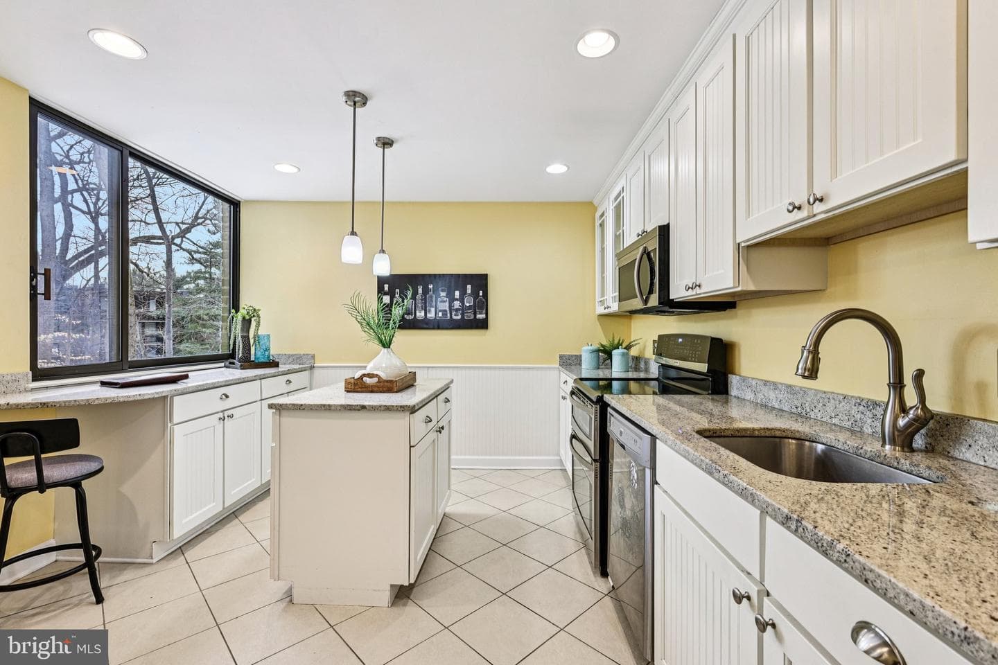 4920 Sentinel Drive #3-106 photo 14