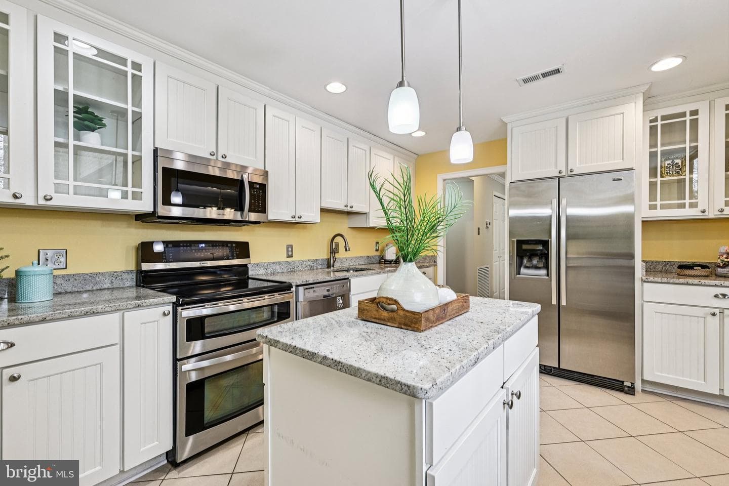 4920 Sentinel Drive #3-106 photo 17