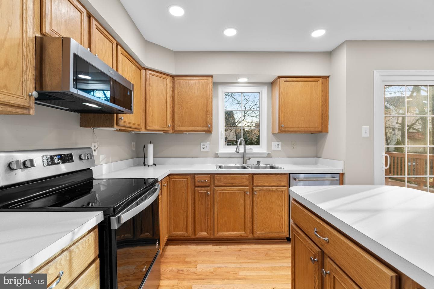 18452 Crownsgate Circle photo 13