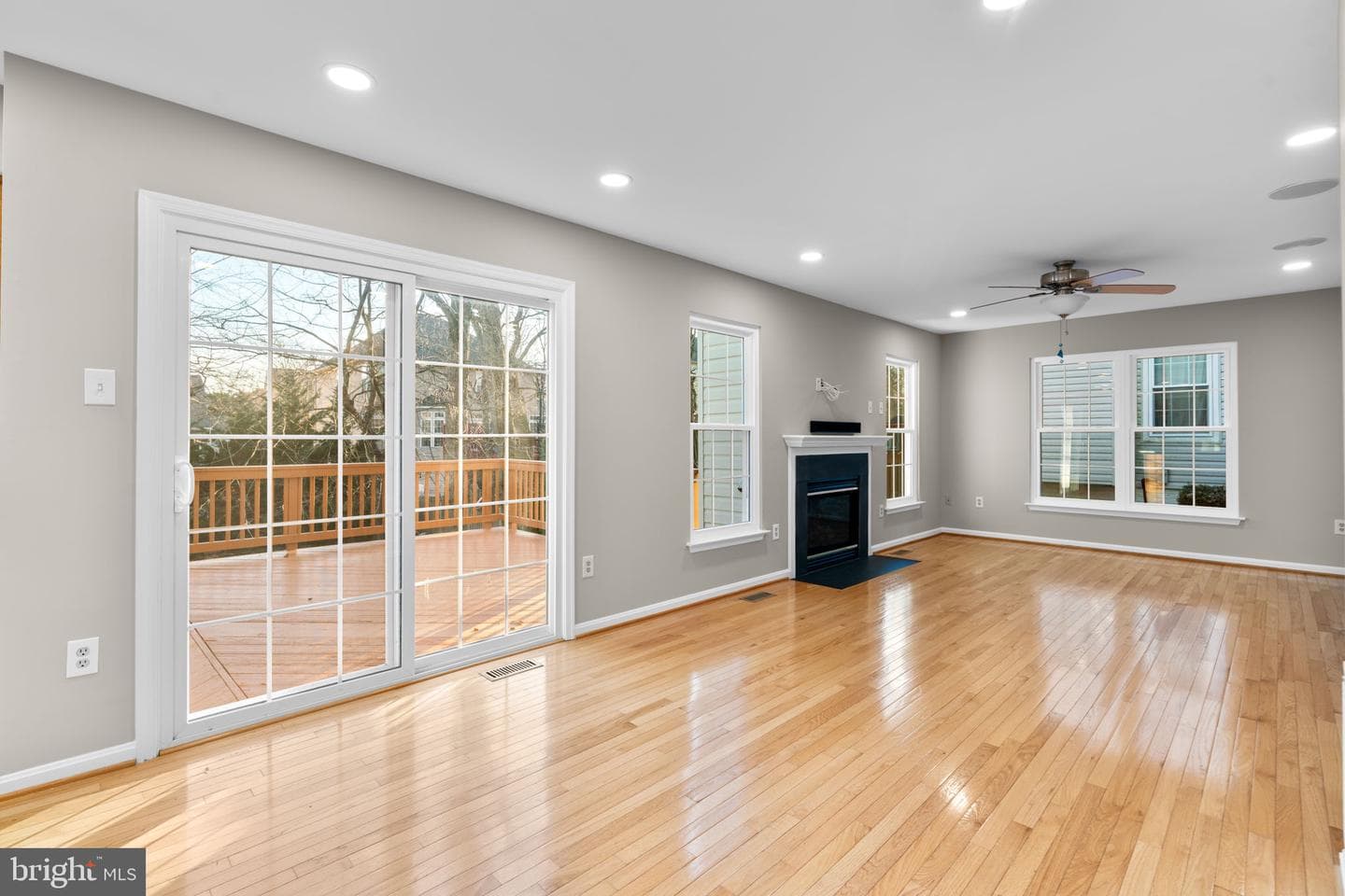 18452 Crownsgate Circle photo 18