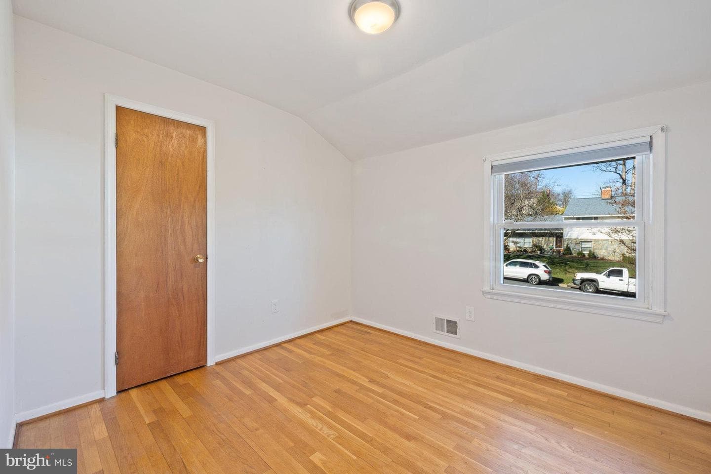 3151 Castleleigh Road photo 19