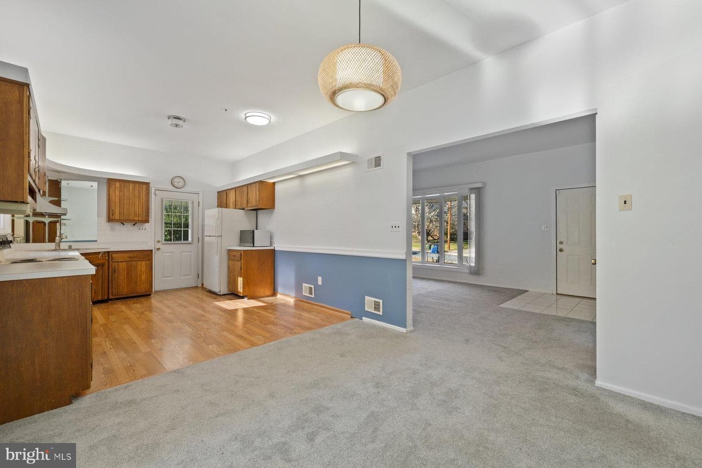 3151 Castleleigh Road photo 9