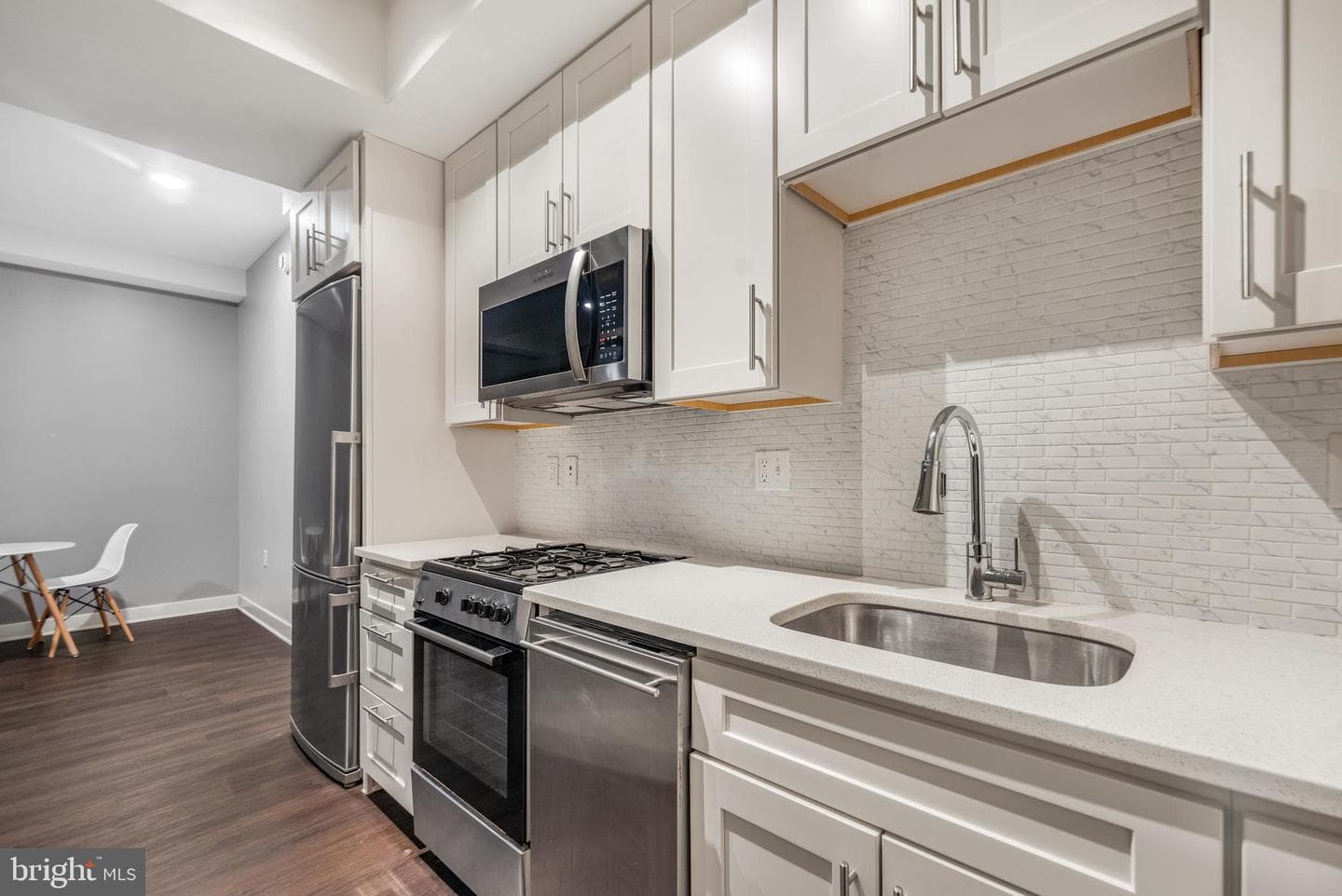 1320 Fenwick Lane #7 photo 9