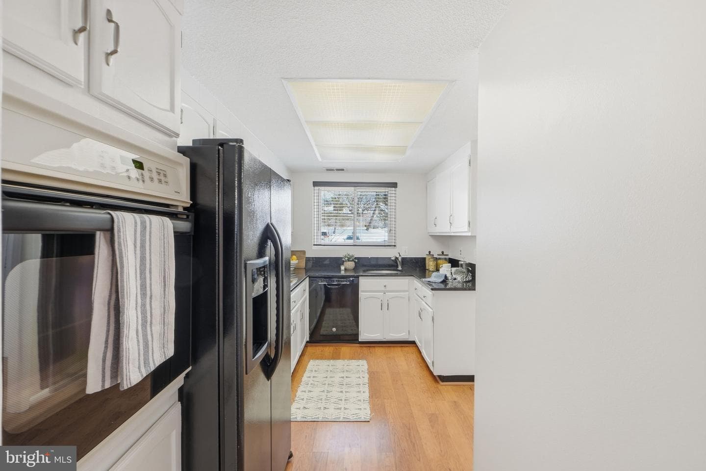3233 S Leisure World Boulevard #106-B photo 9