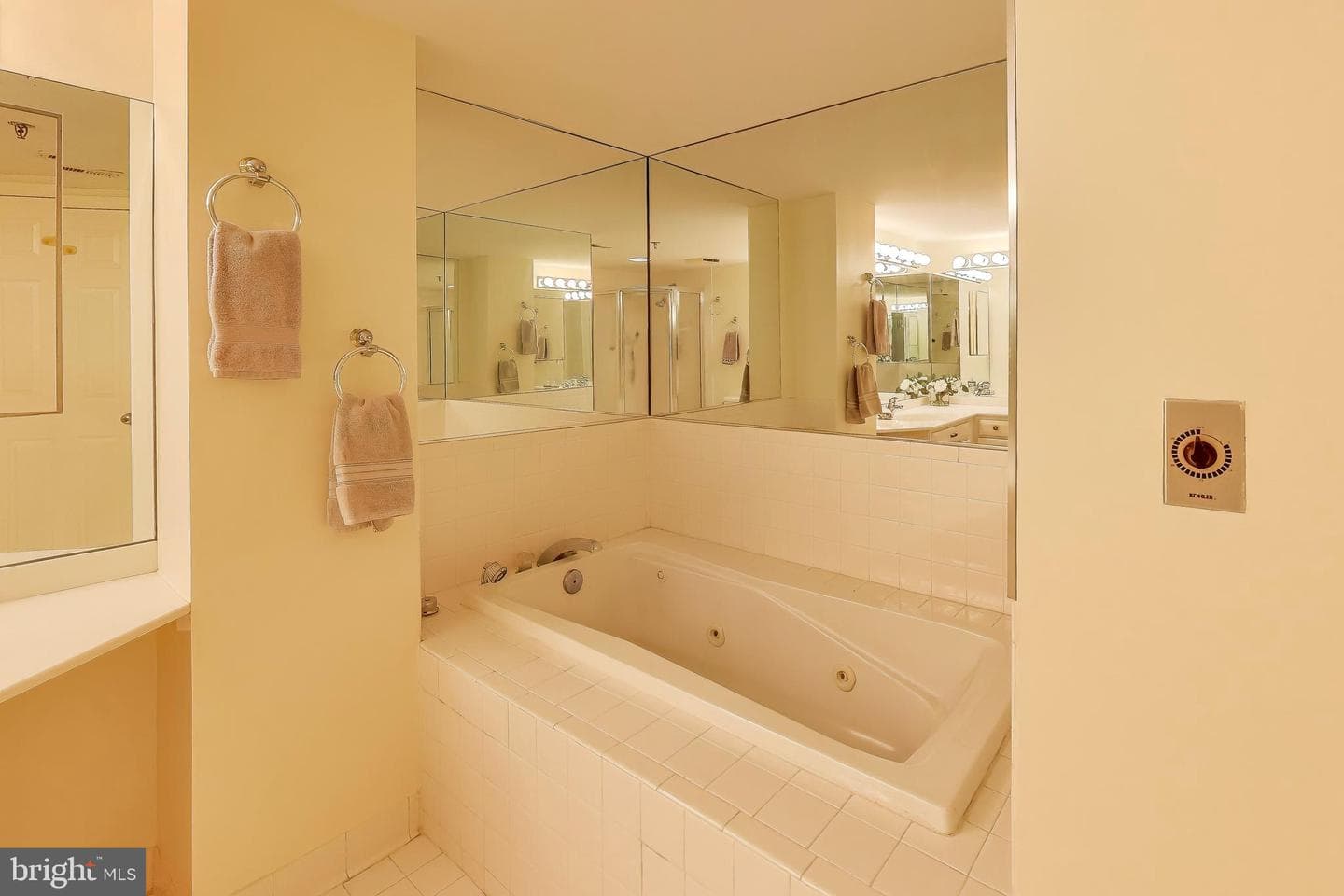 5450 Whitley Park Terrace #806 photo 20