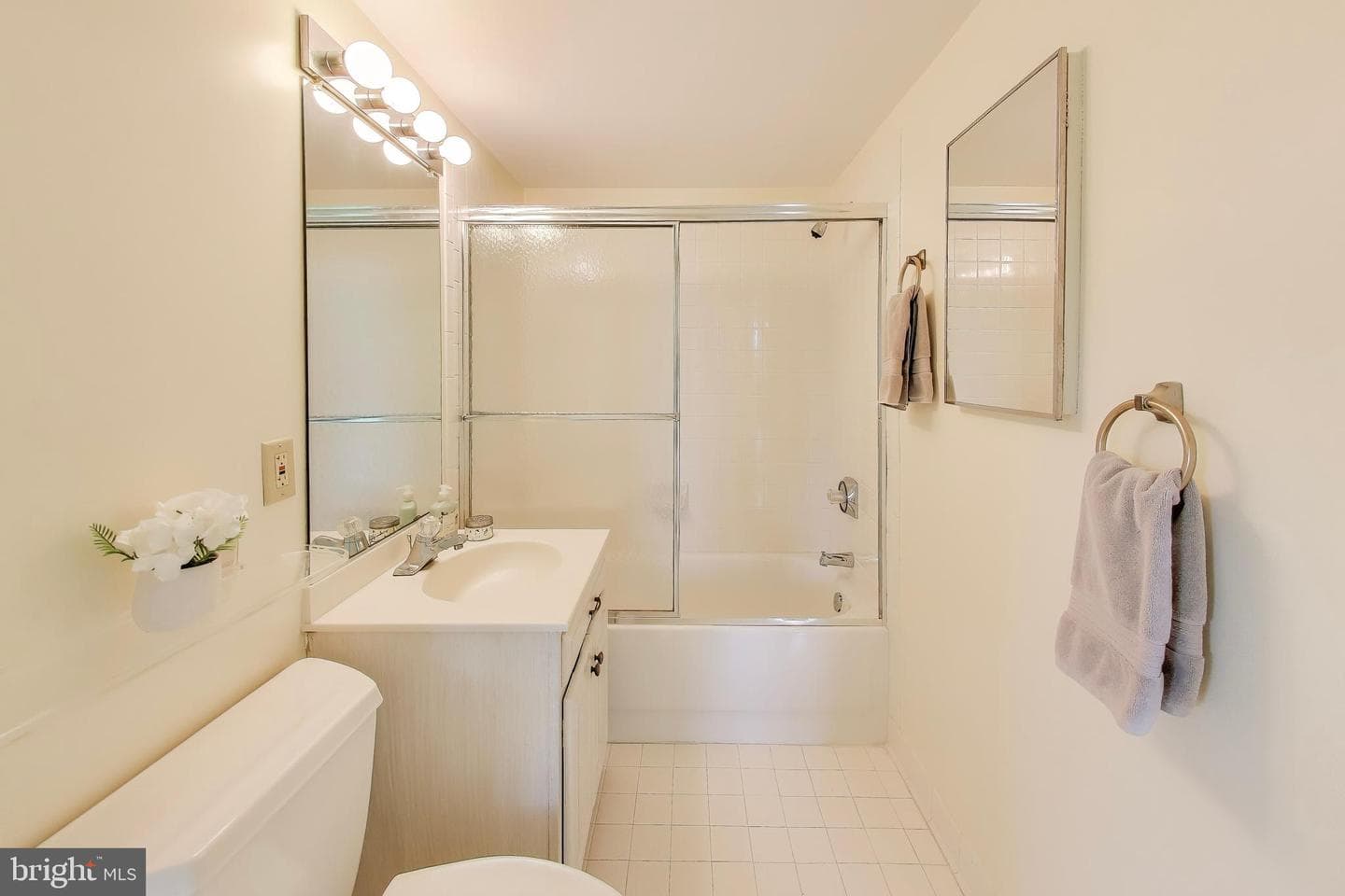 5450 Whitley Park Terrace #806 photo 27