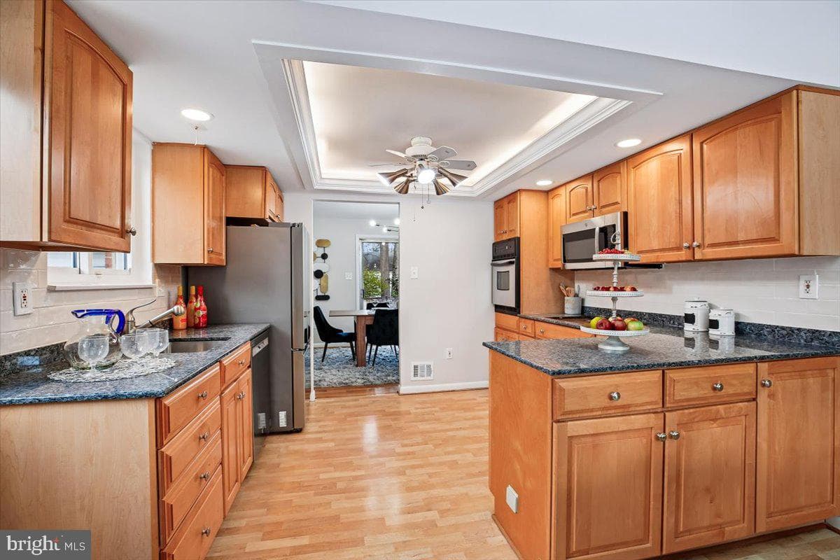 11505 Monticello Avenue photo 10