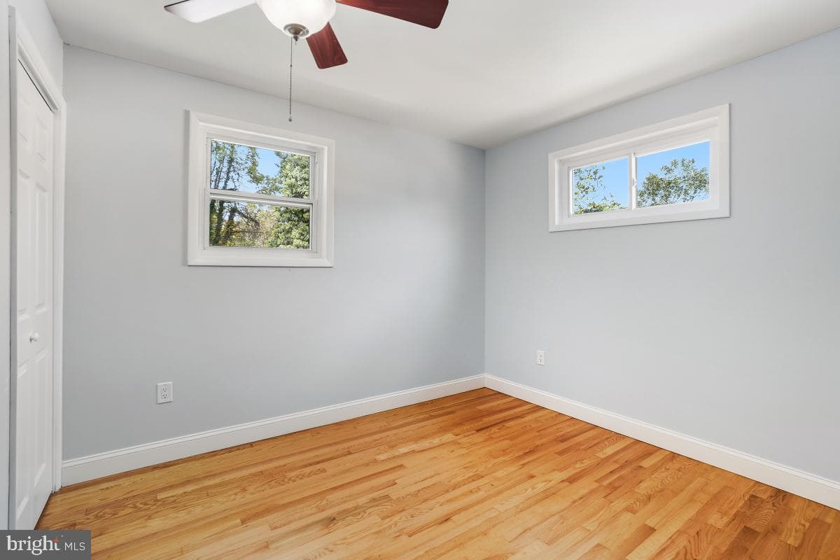 229 Hannes Street photo 20
