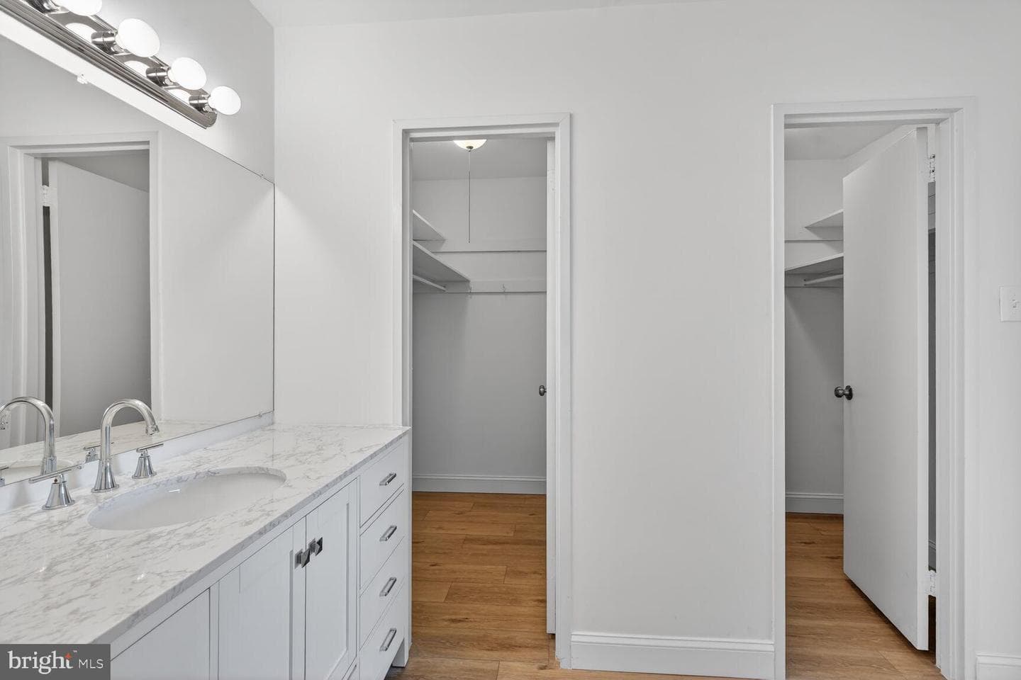 8315 N Brook Lane #1107 photo 7