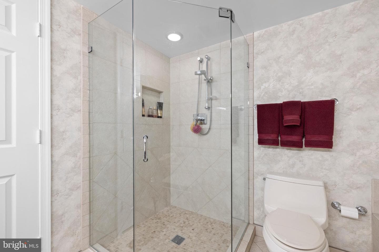 5809 Nicholson Ln # 307 photo 20