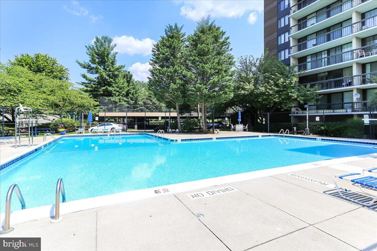 7401 Westlake Terrace #506 photo 16