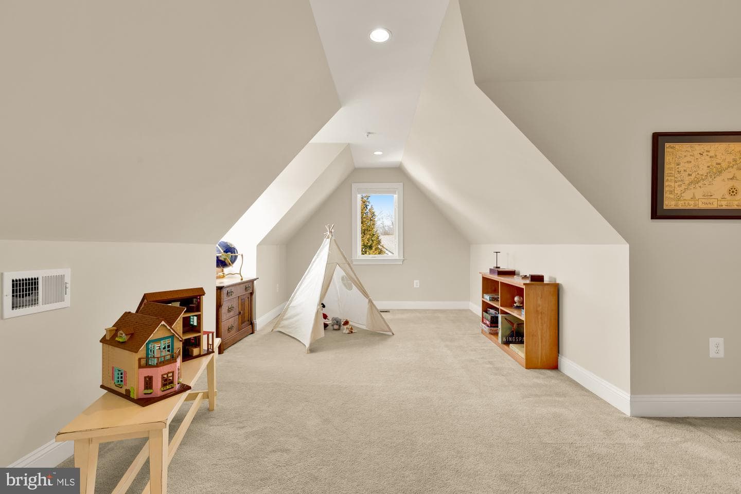 8803 Courts Way photo 35