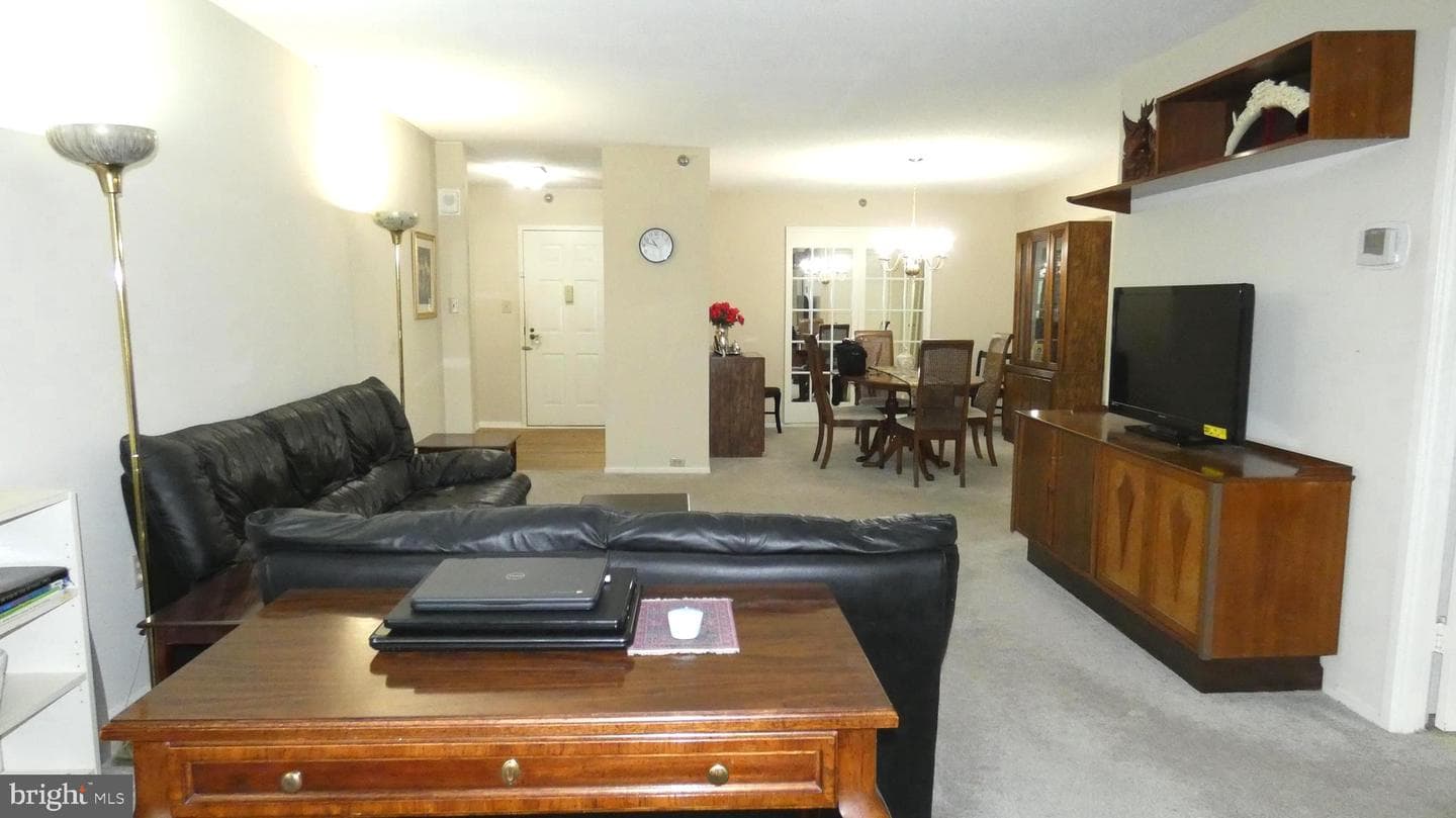 15100 Interlachen Drive #4-908 photo 2