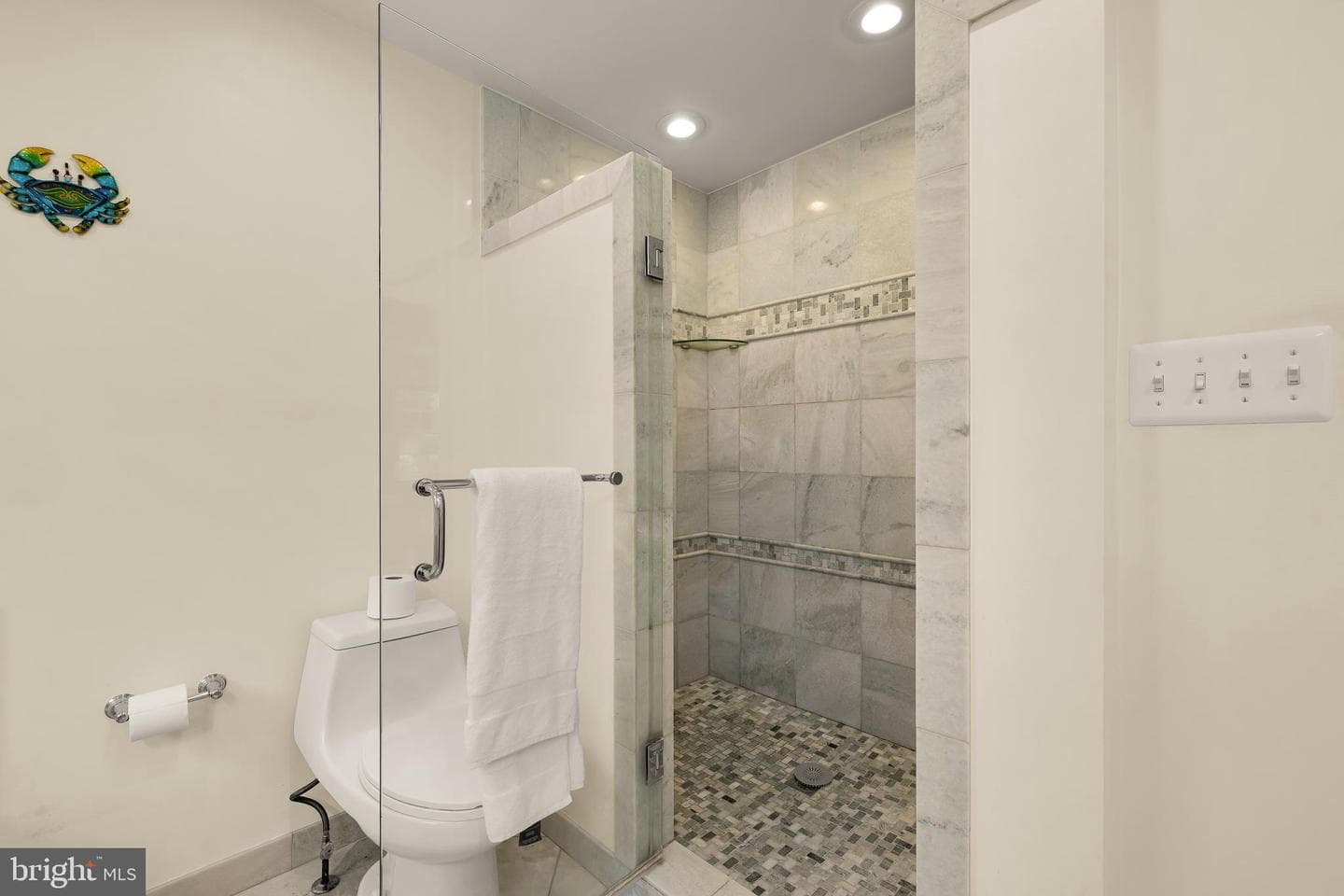 5731 Bradley Boulevard photo 26