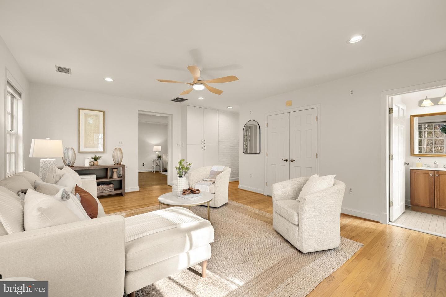 5731 Bradley Boulevard photo 28