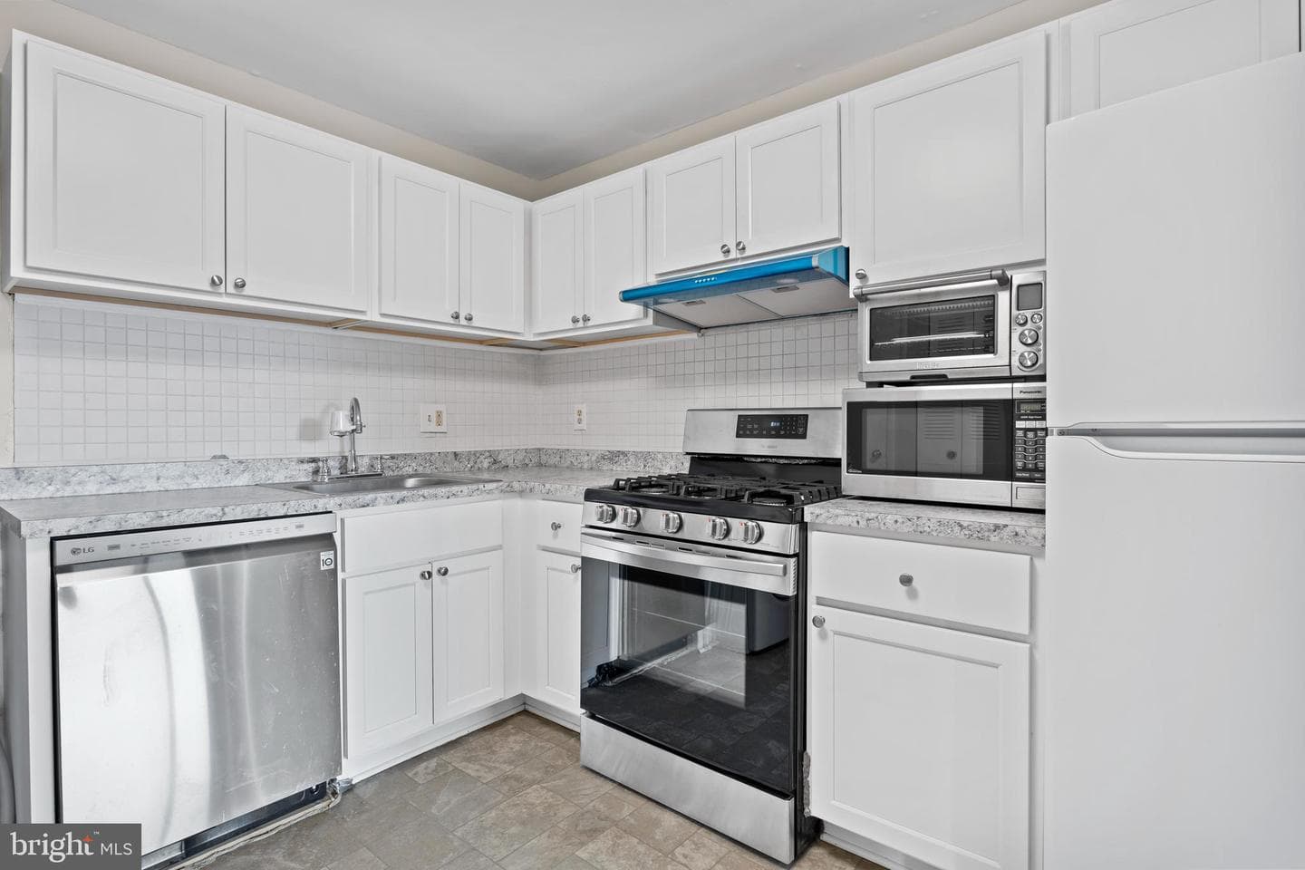 10118 Little Pond Place #5 photo 14