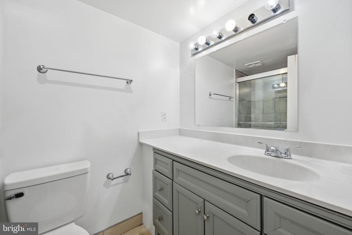 784 Quince Orchard Boulevard #784-10 photo 12