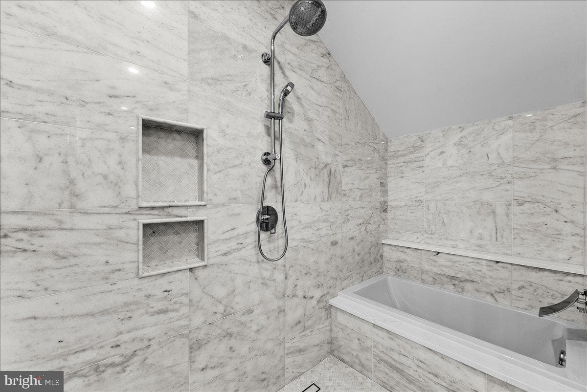 9919 Logan Drive photo 28