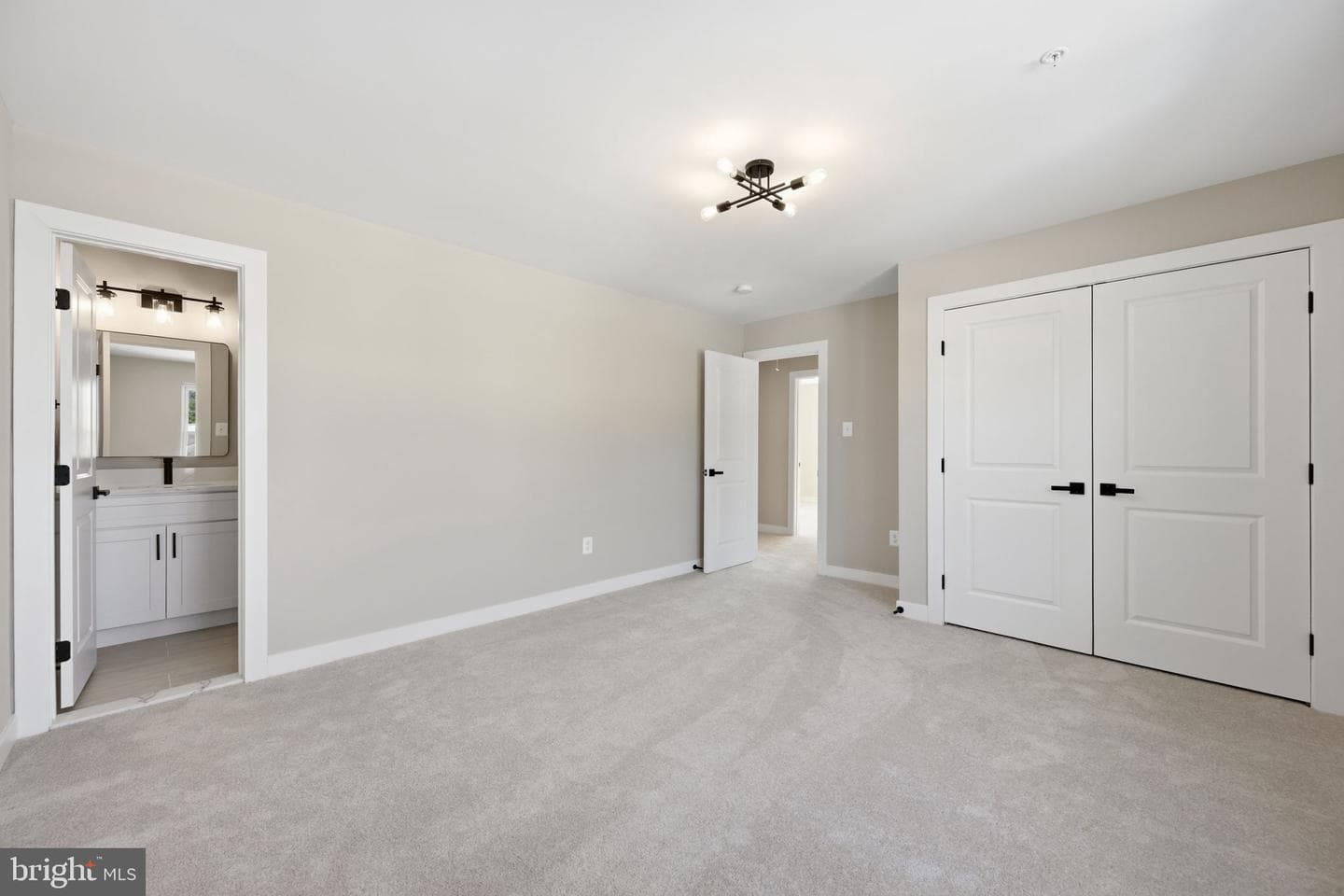 607 Burgundy Drive photo 25