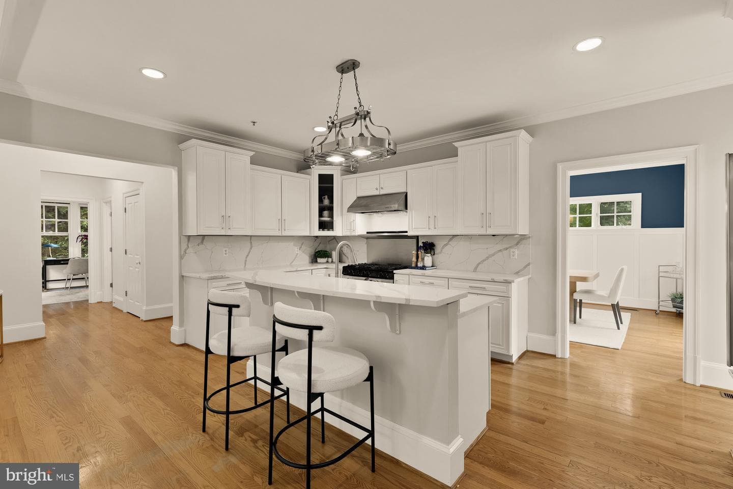5301 McKinley Street photo 13