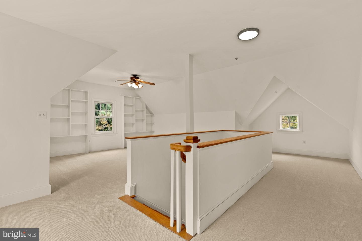 5301 McKinley Street photo 39