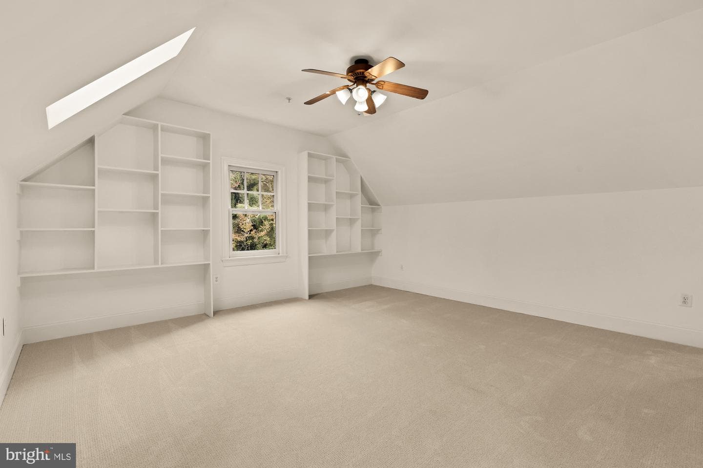 5301 McKinley Street photo 42