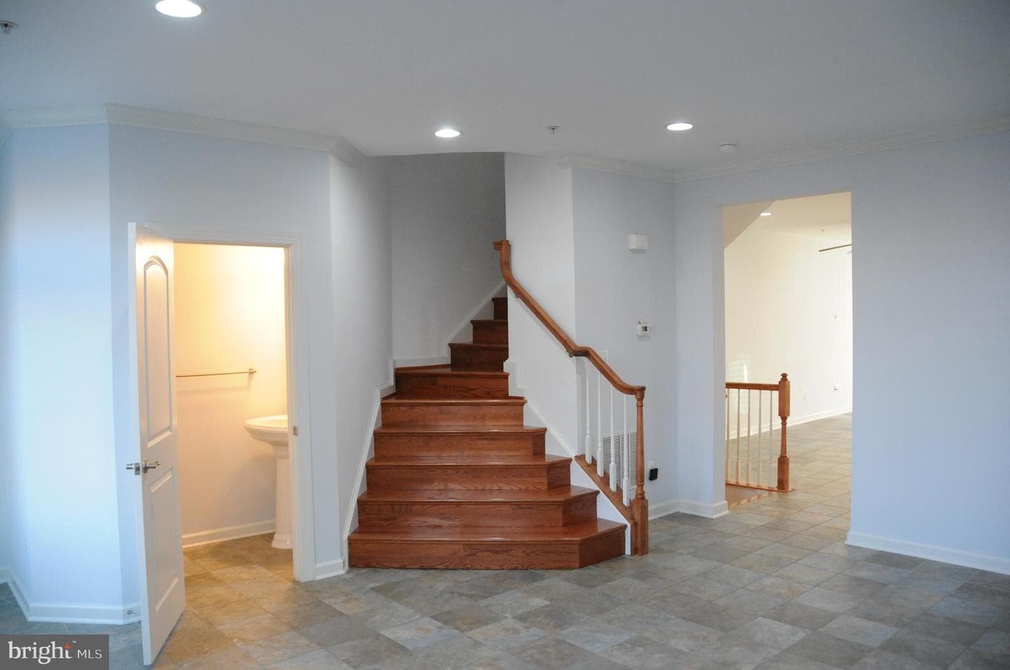 336 Grand Street photo 20