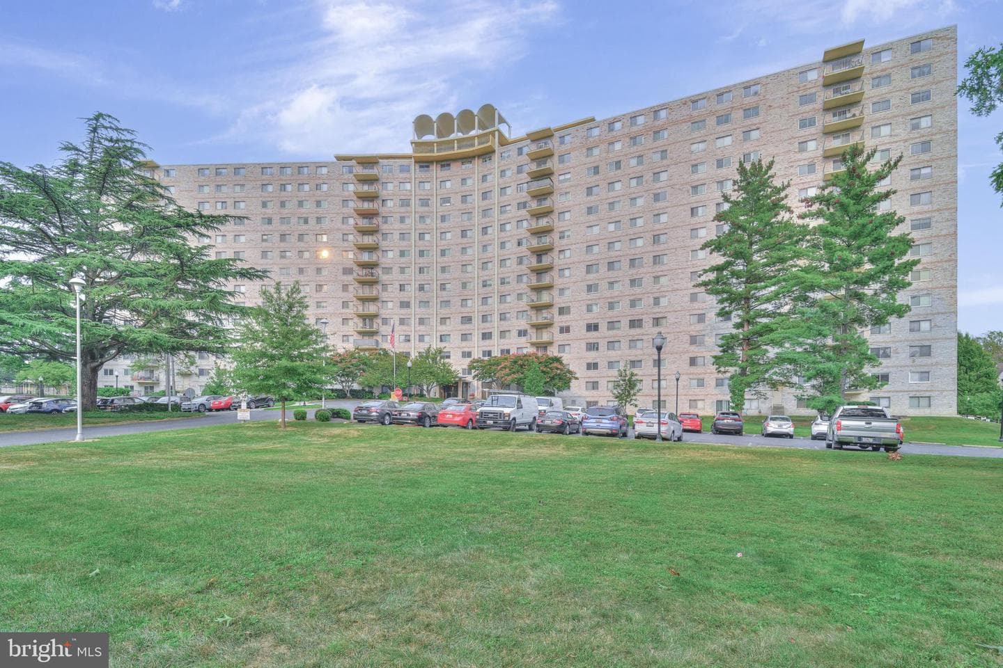 1111 University Boulevard W #611-A photo 25