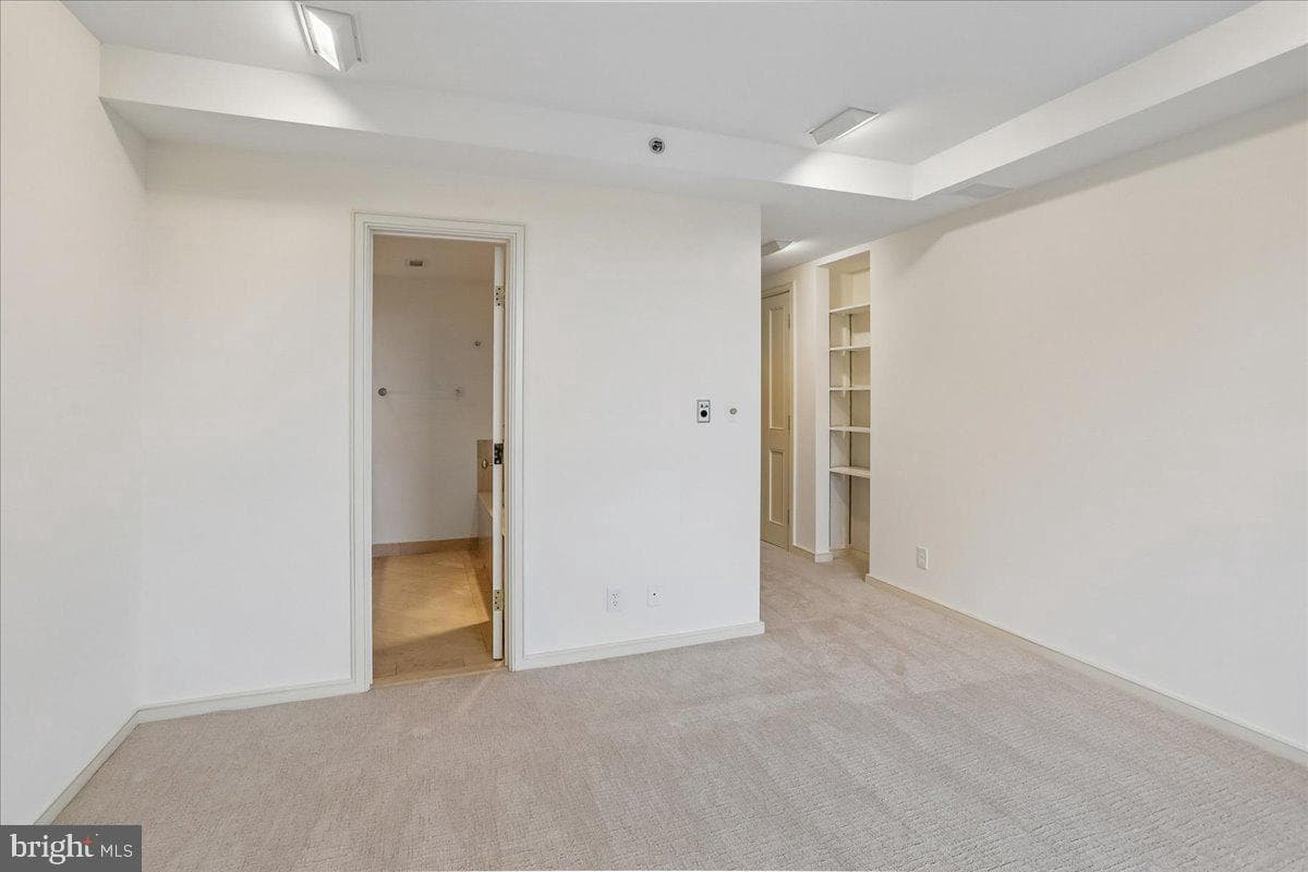 5600 Wisconsin Avenue #1303/1304 photo 46