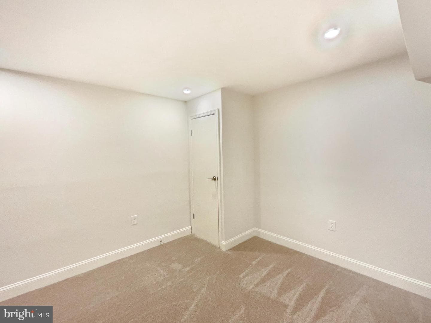 10103 Meredith Avenue photo 15