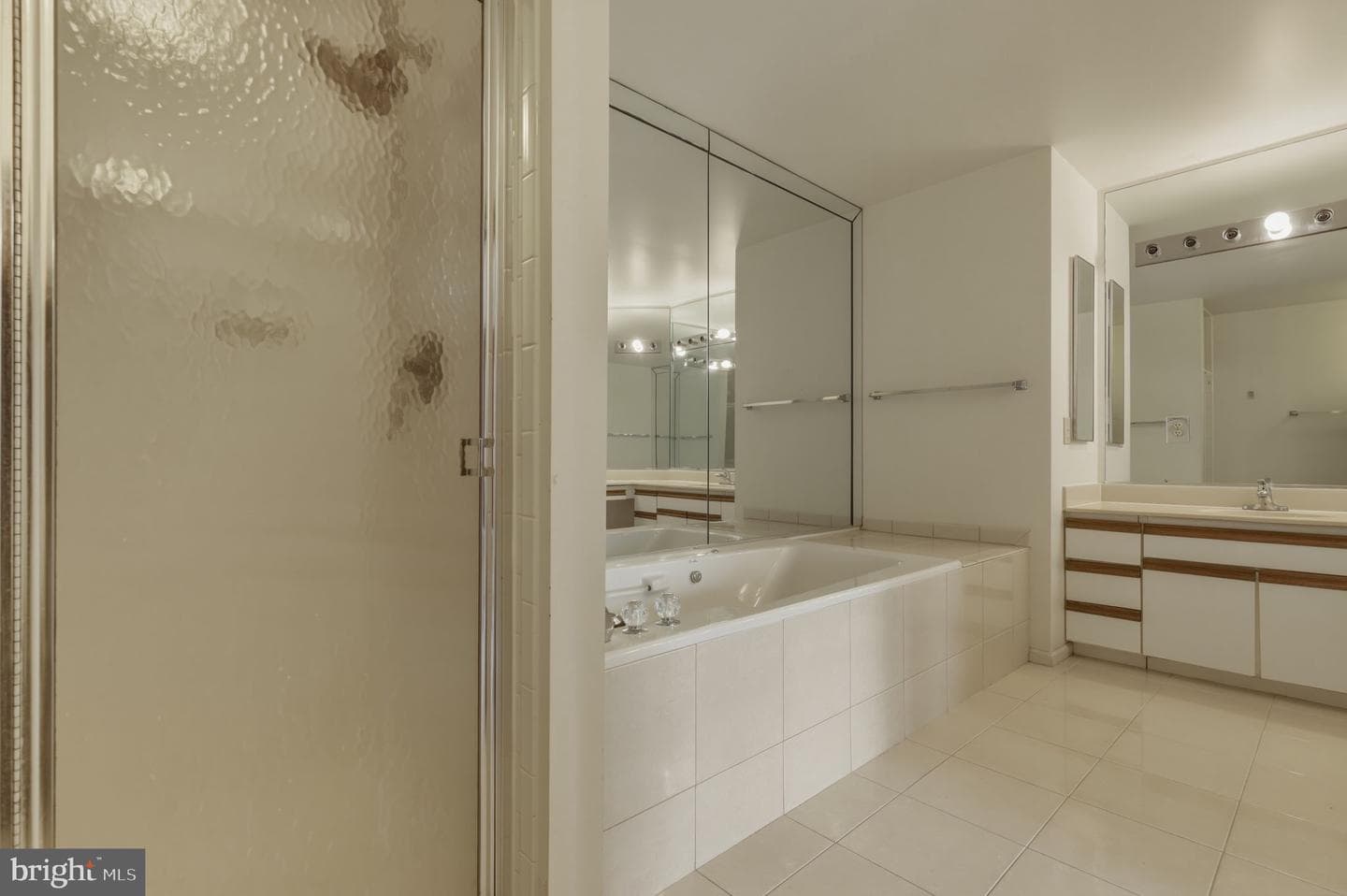 10804 Brewer House Road photo 21
