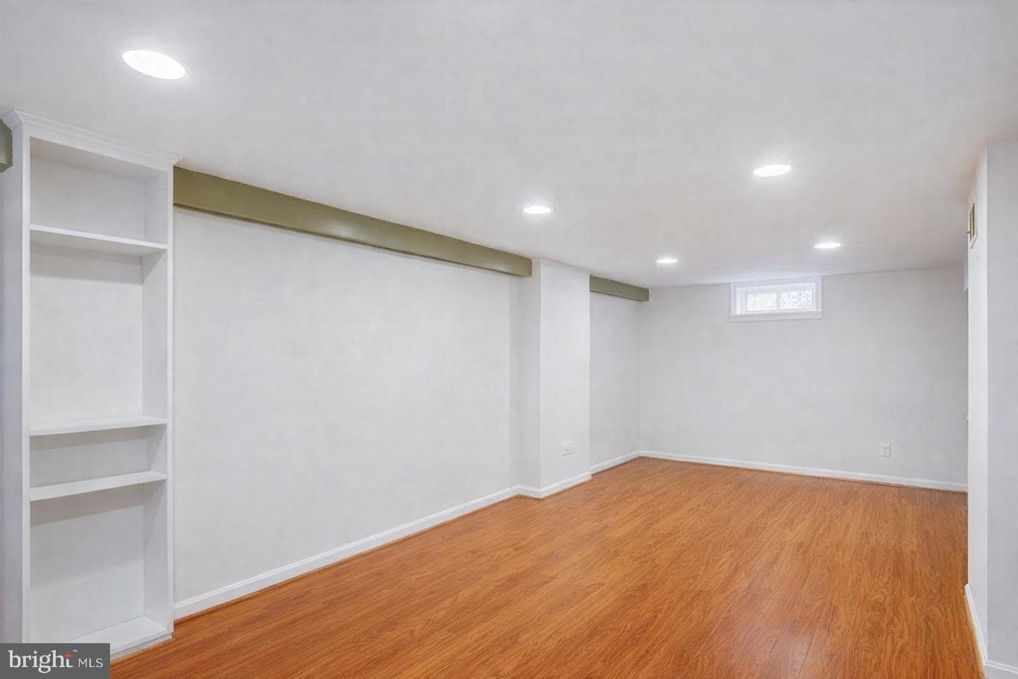 12304 Charles Road photo 10