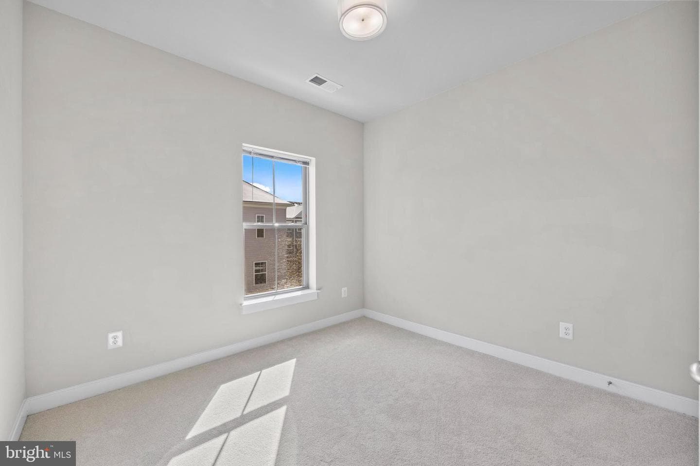 14247 Travilah Road photo 49