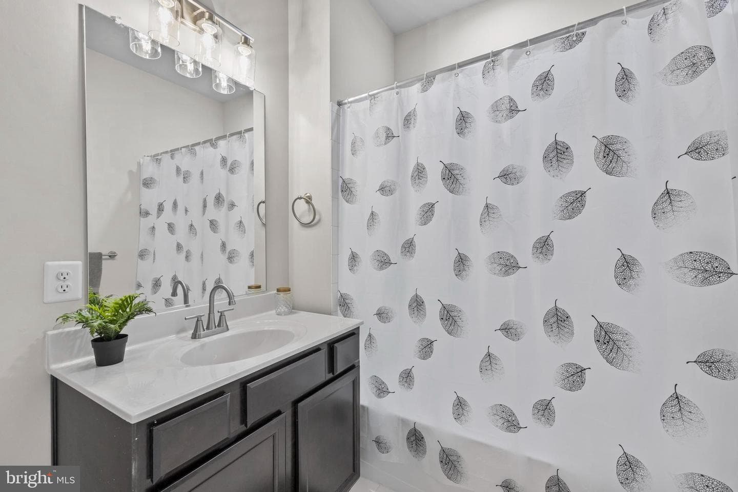 14247 Travilah Road photo 58