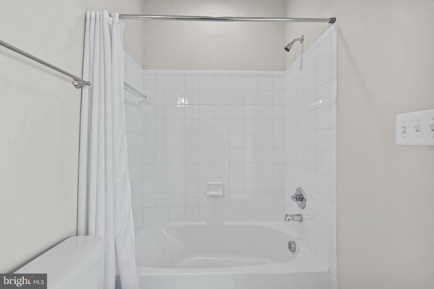 14247 Travilah Road photo 71
