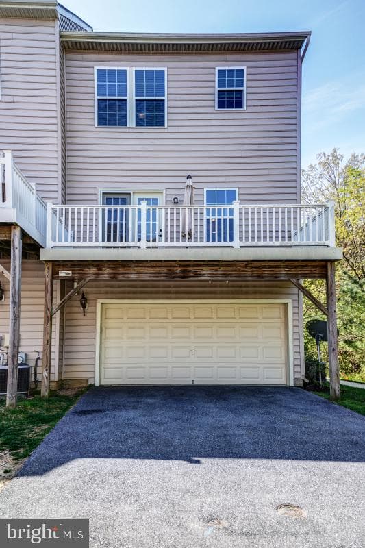 3925 Broadheath Circle photo 31