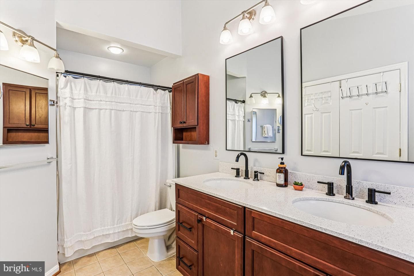 730 Kent Oaks Way photo 22