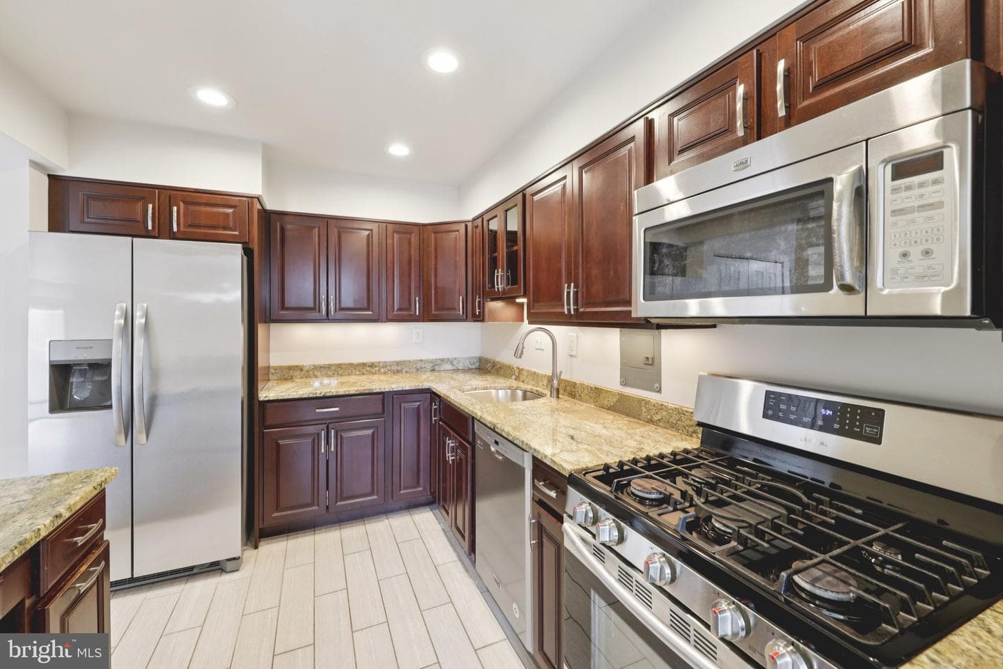 9900 Georgia Avenue #27-306 photo 5