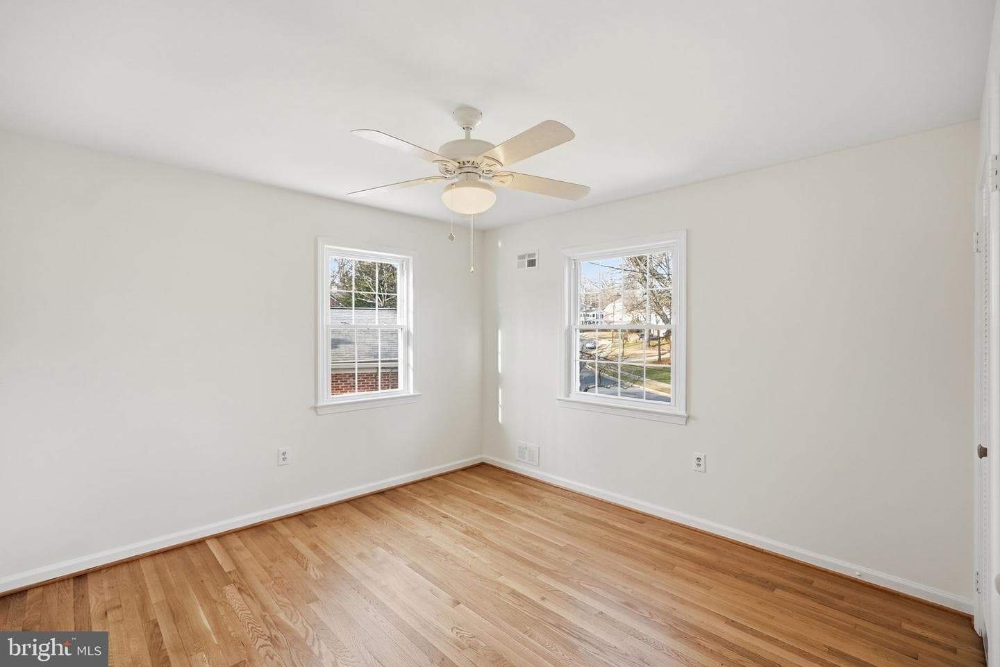 8802 Liberty Lane photo 19
