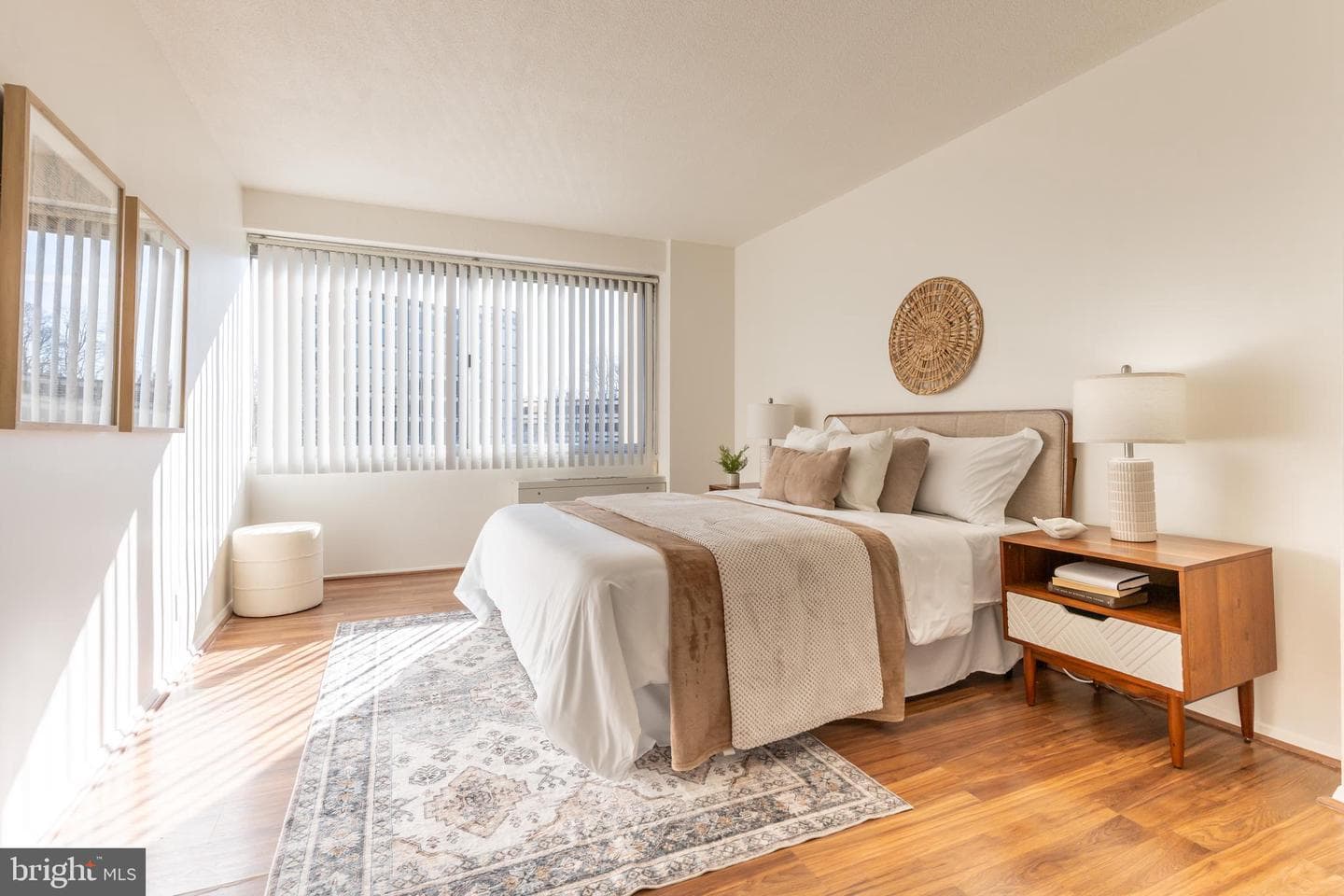 4515 Willard Avenue #609 photo 17