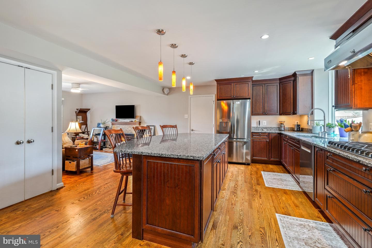 11504 Alcinda Lane photo 10