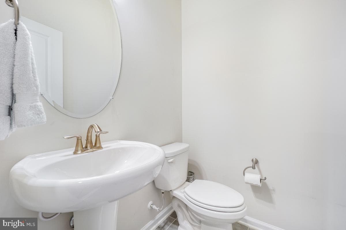 3230 Provider Way photo 23