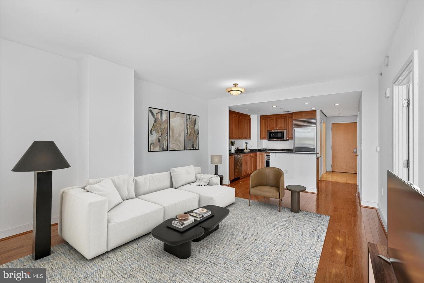 6820 Wisconsin Avenue #5004 photo 4