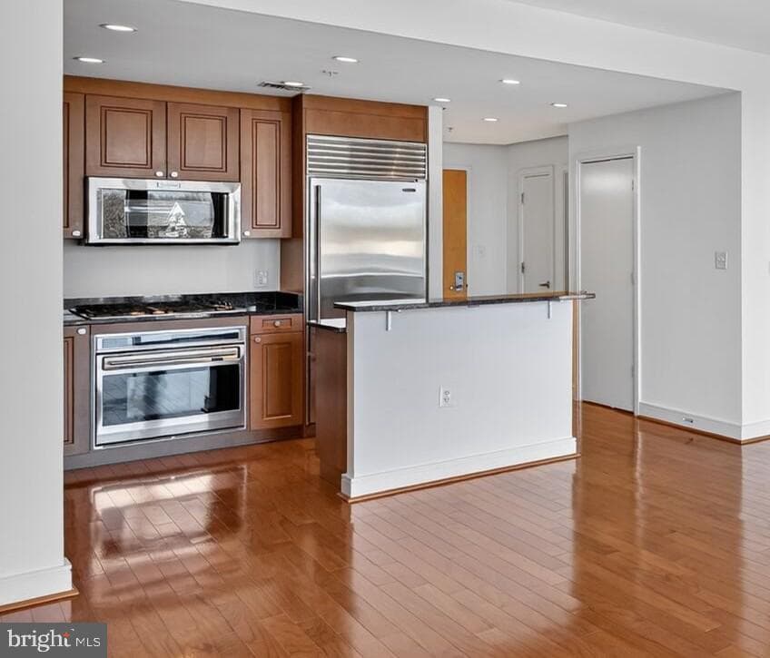 6820 Wisconsin Avenue #5004 photo 5