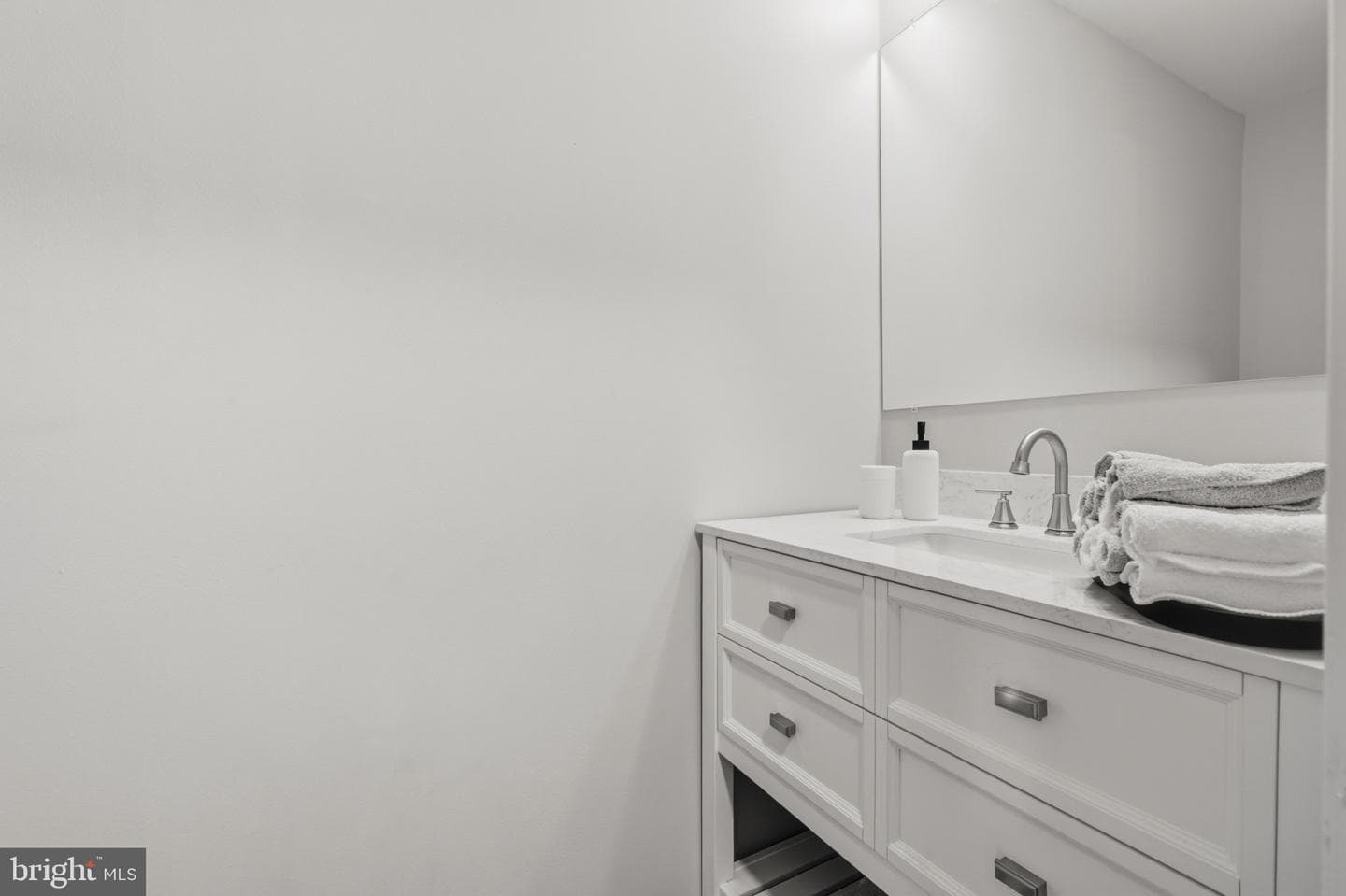 3412 Queensborough Drive photo 10
